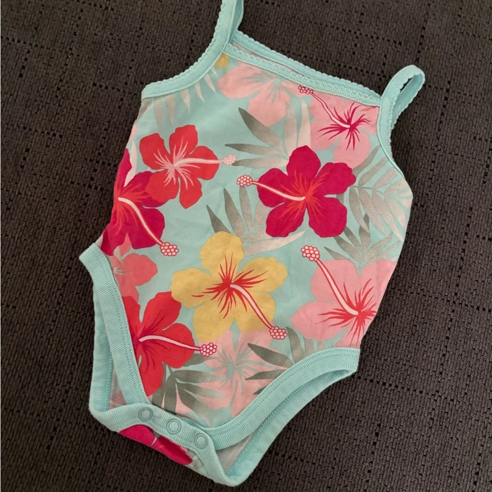 0-3 Month Tiny & Tropical Bundle